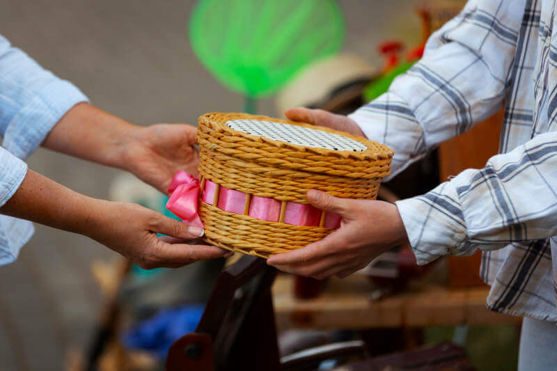 receiving gift basket
