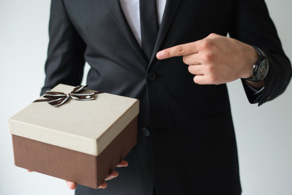 top 8 business gifts